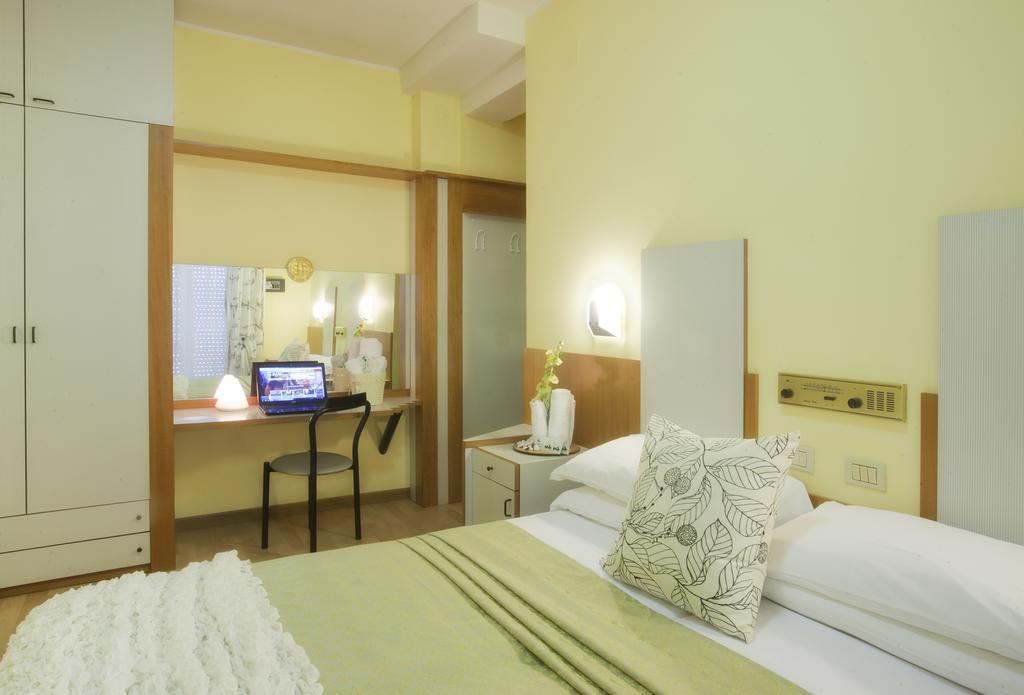 Hotel Bel Air Riccione Kültér fotó
