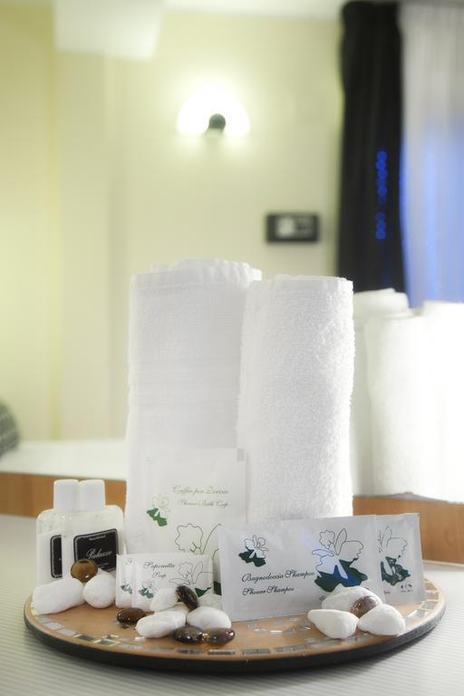 Hotel Bel Air Riccione Kültér fotó