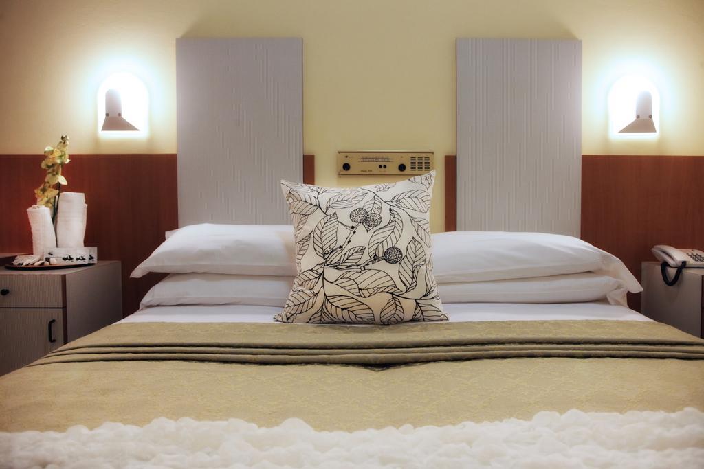 Hotel Bel Air Riccione Szoba fotó