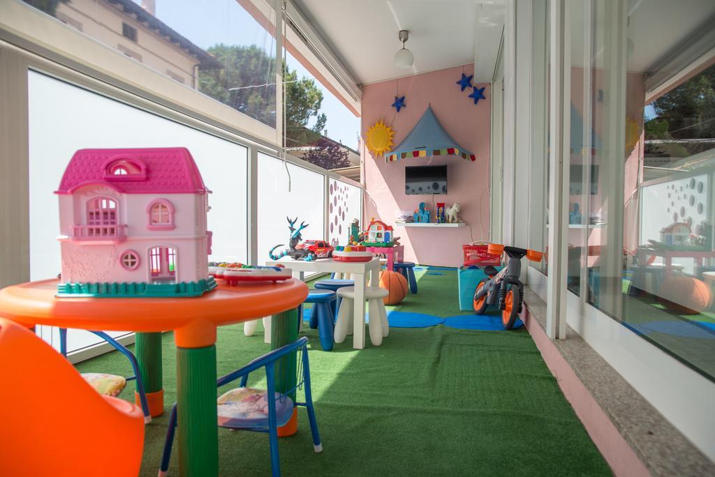 Hotel Bel Air Riccione Kültér fotó